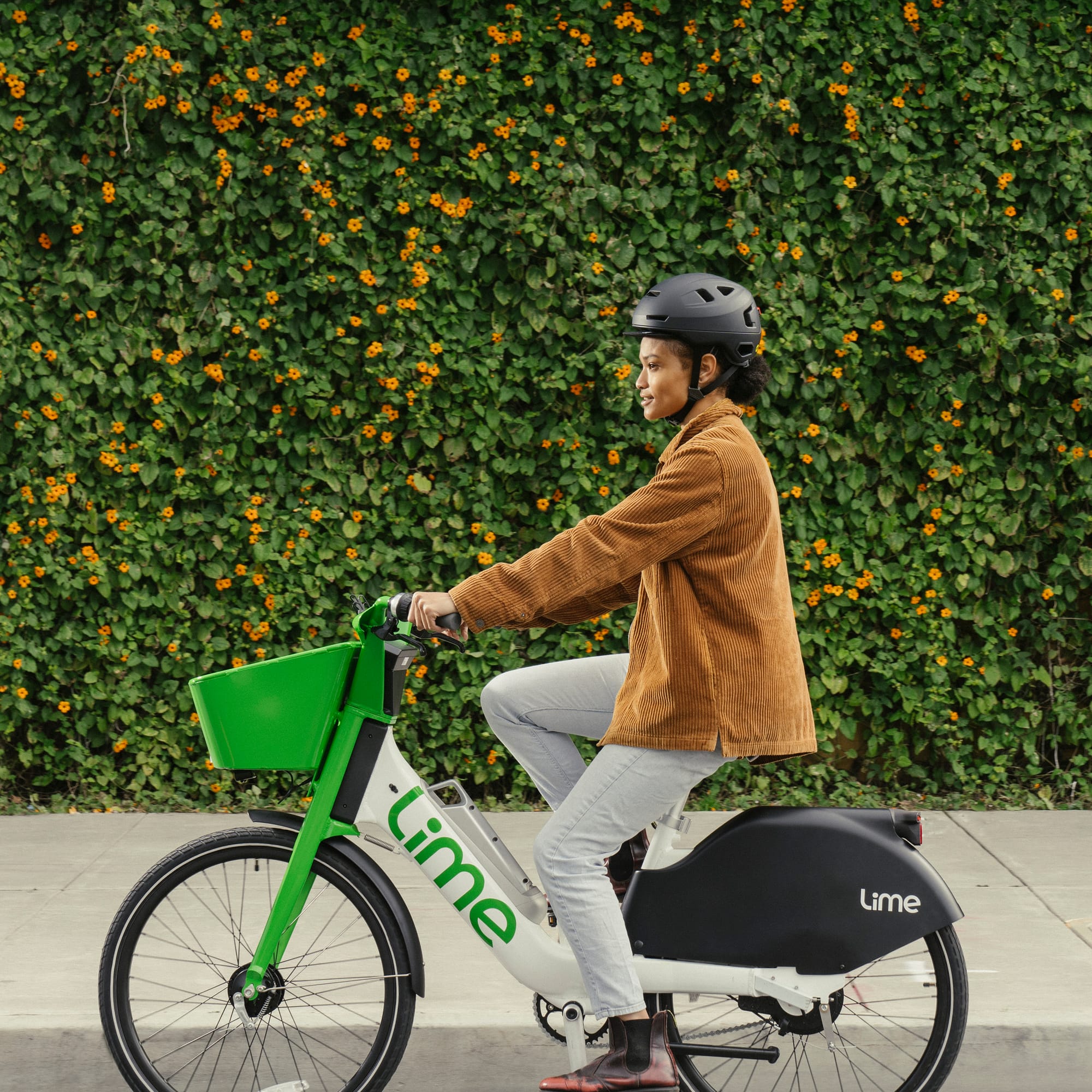 E scooter E bike Sharing Lime Micromobility